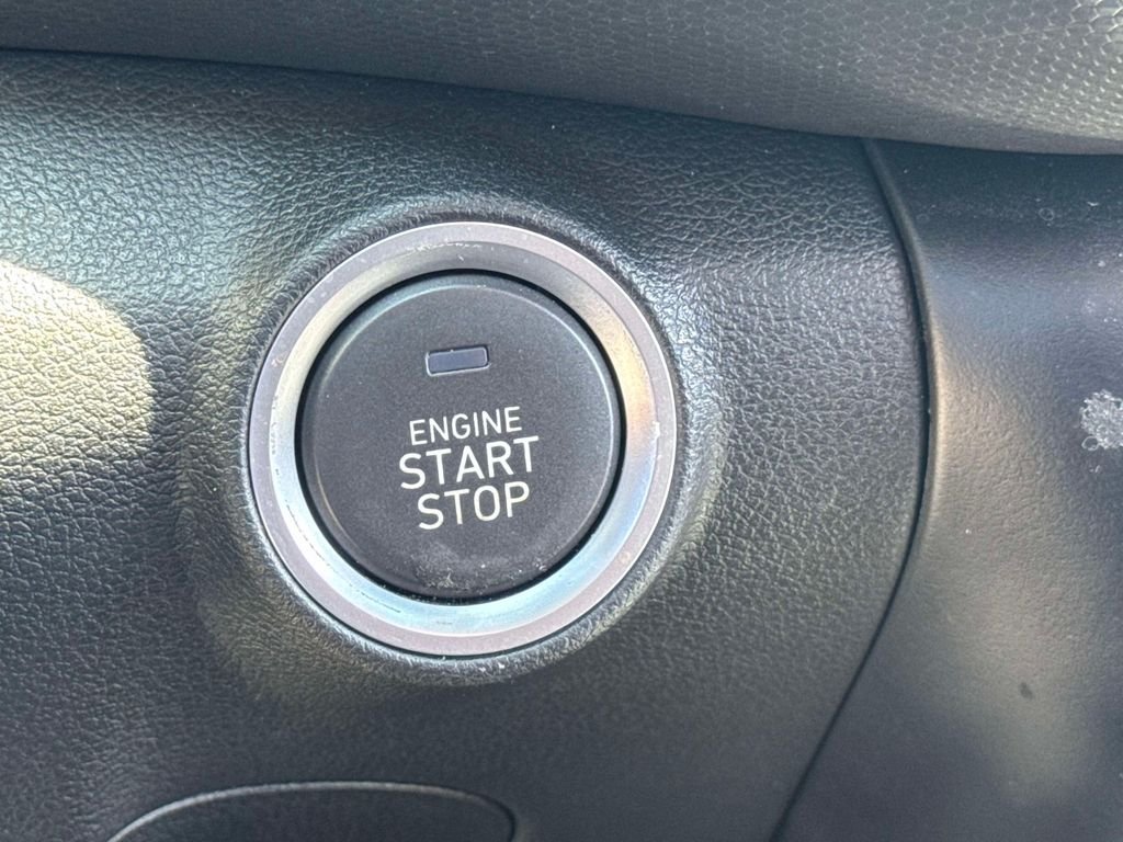 2022 Hyundai Kona Limited - Photo 27