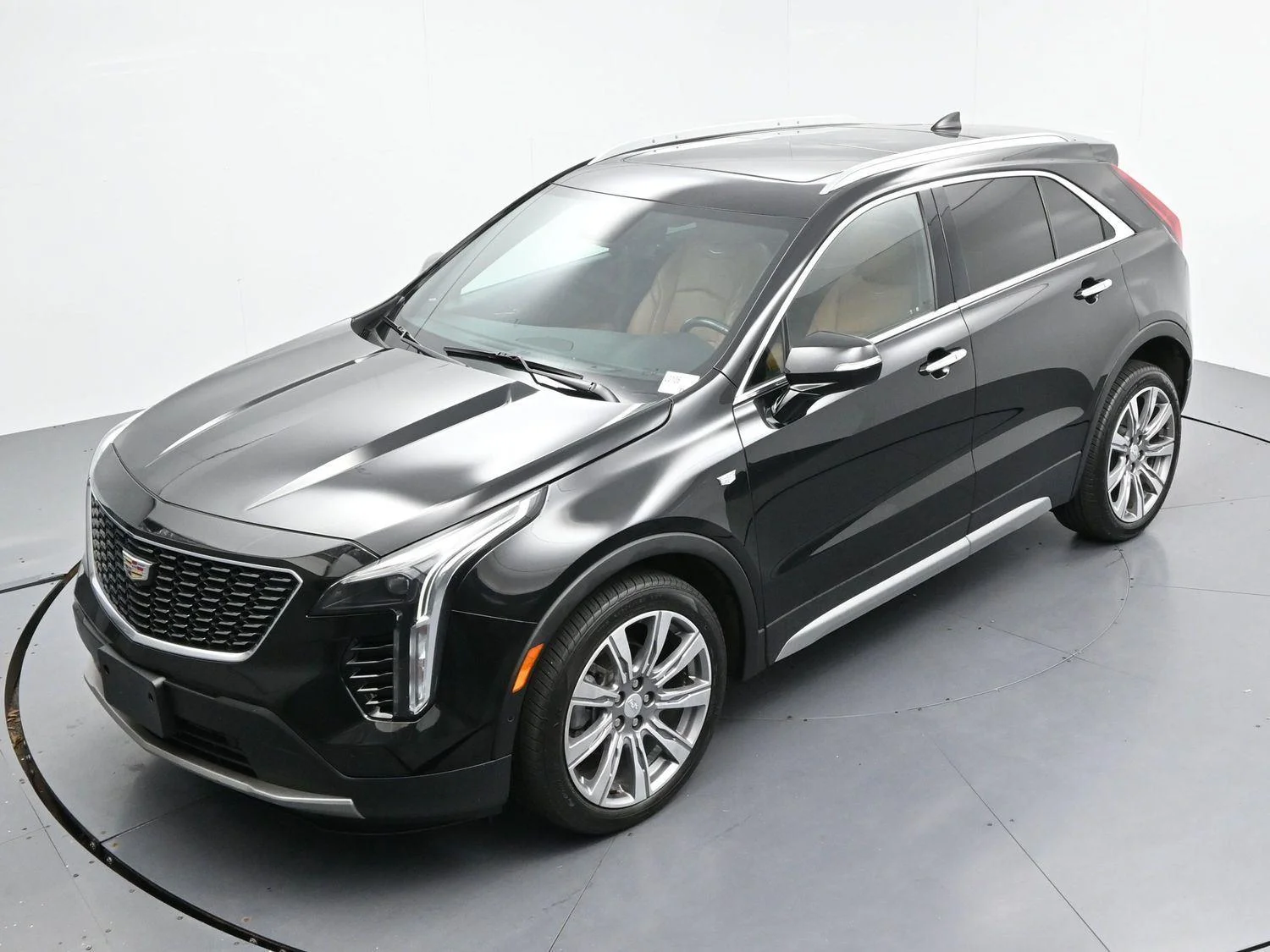 Used 2022 Stellar Black Metallic Cadillac Premium Luxury image 39