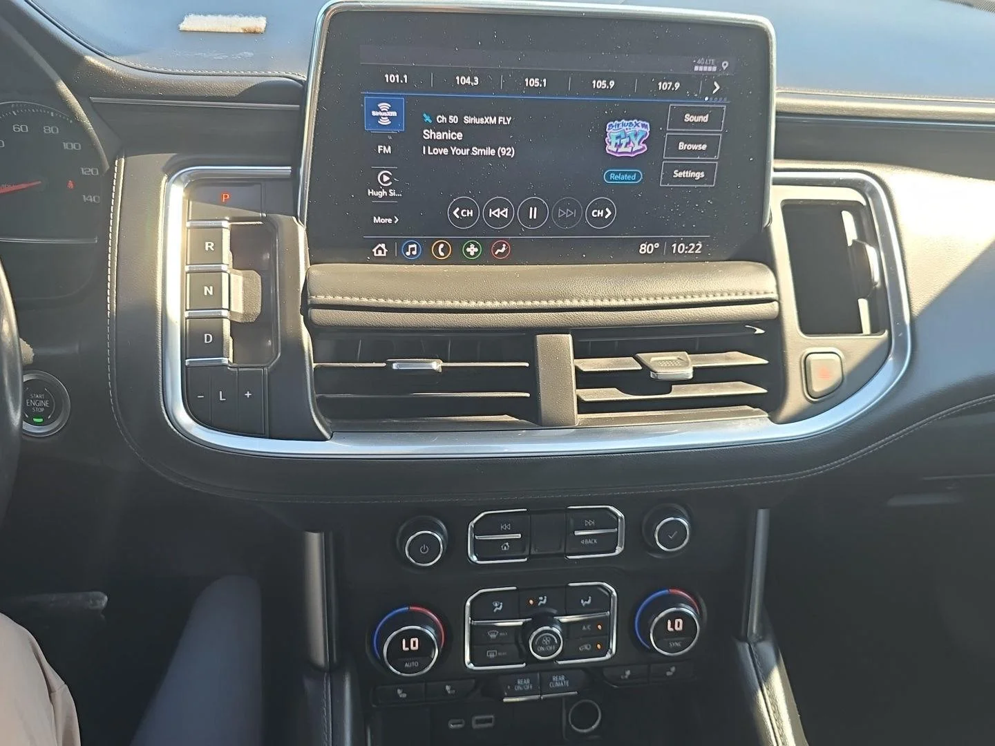 Used 2021 Summit White Chevrolet Z71 image 19