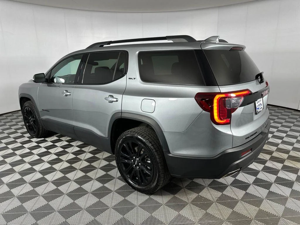 Used 2023 Sterling Metallic GMC SLT image 26