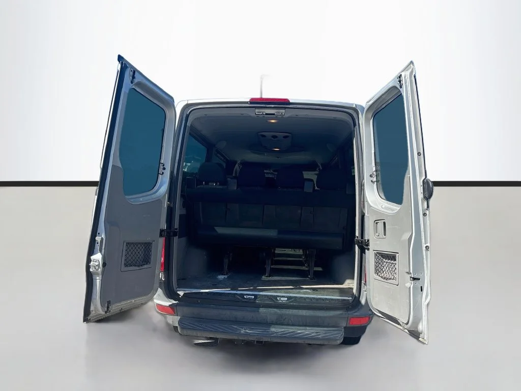 Used 2016  Mercedes-Benz Passenger 144 WB image 9