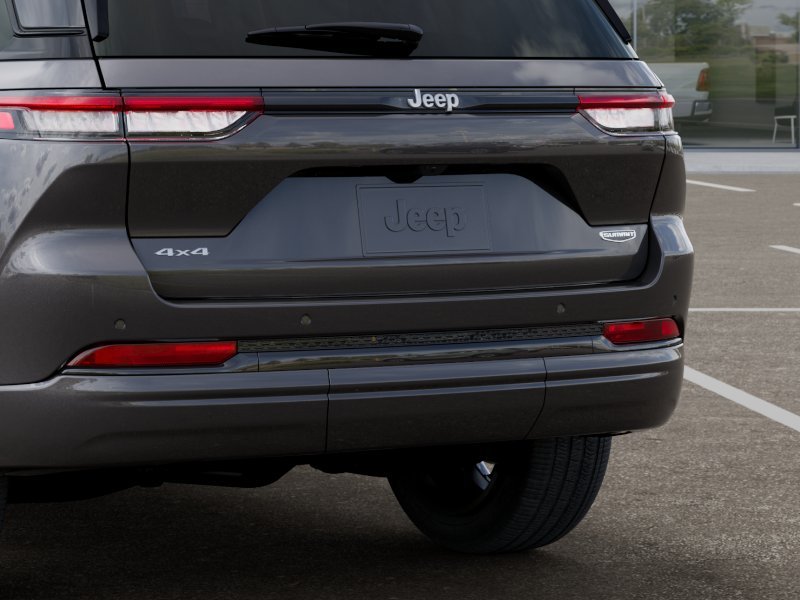 New 2026 Baltic Gray Metallic Clear-Coat Exterior Paint Jeep Summit image 27