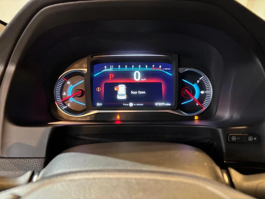 Used 2019 White Diamond Pearl Honda Touring image 14