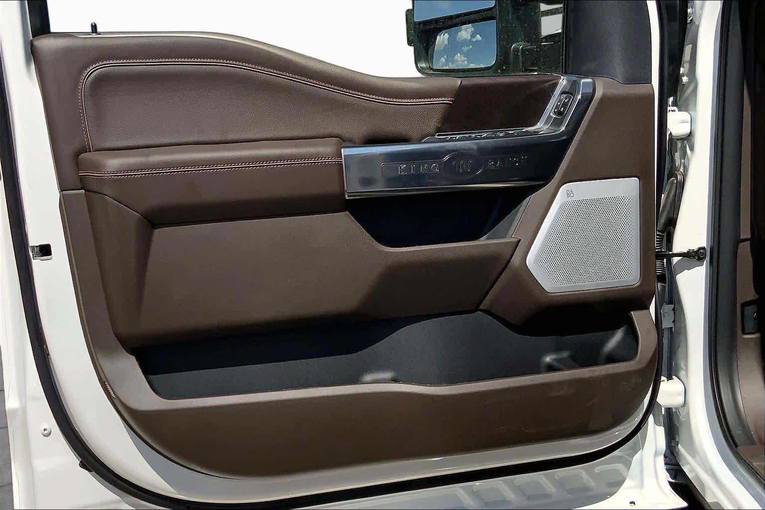 New 2026 Star White Metallic Tri-Coat Ford F-350® King Ranch® image 10