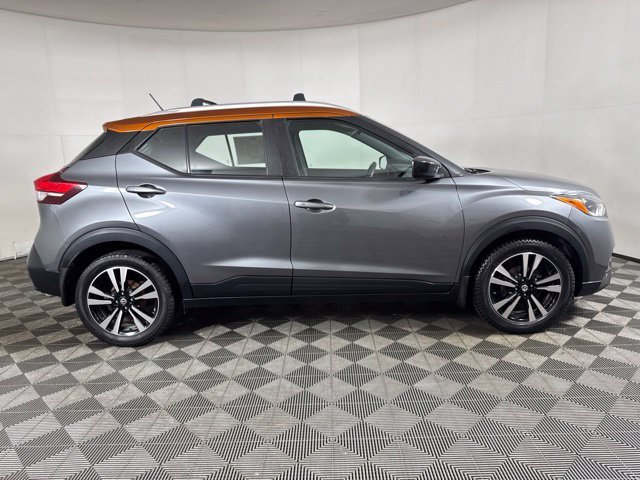 Used 2019 Gray Nissan SV image 2