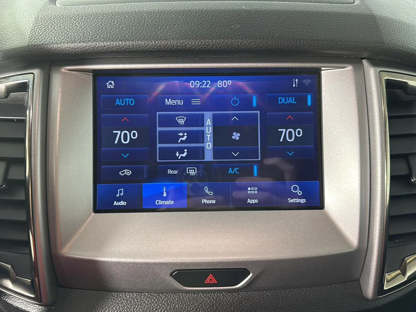 Used 2022 Velocity Blue Ford XLT image 21