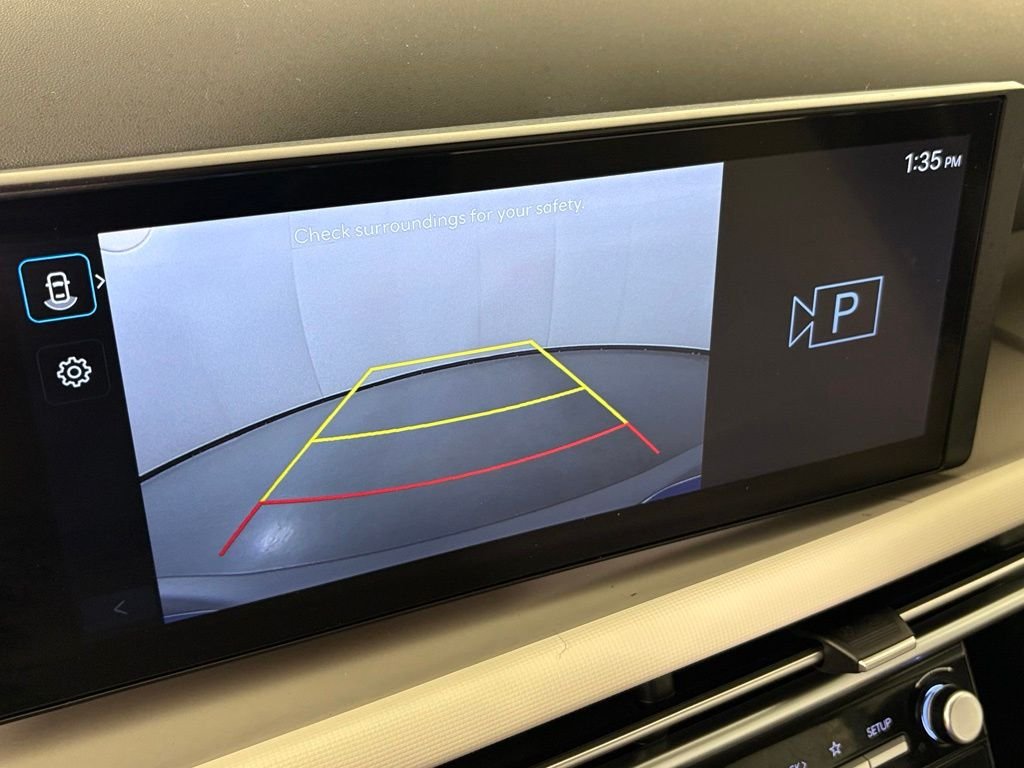 Used 2025 Silver Hyundai SEL image 27