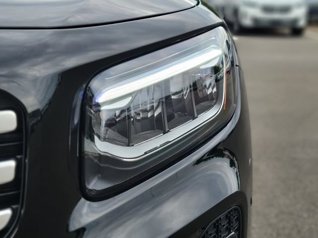 New 2026 Black Mercedes-Benz GLB 250 image 9
