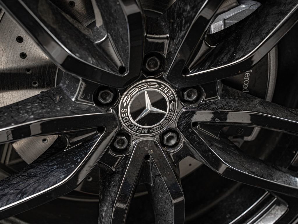 New 2026 Obsidian Black Metallic Mercedes-Benz GLS 450 image 12
