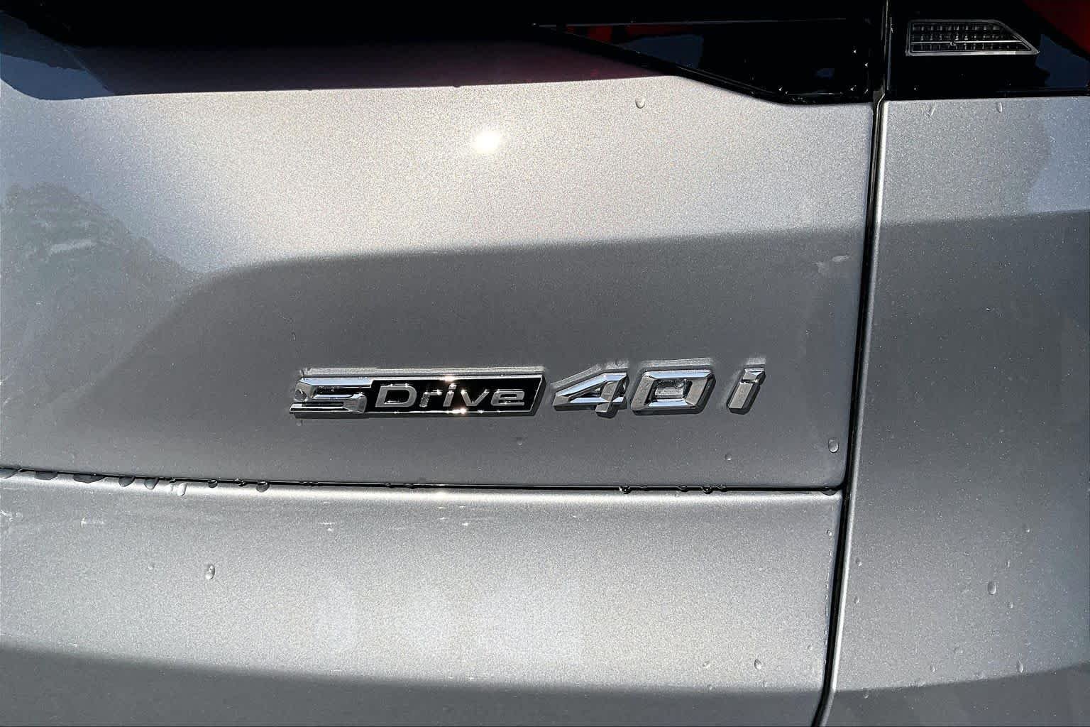 Certified Used 2025 Skyscraper Grey Metallic BMW sDrive40i image 10