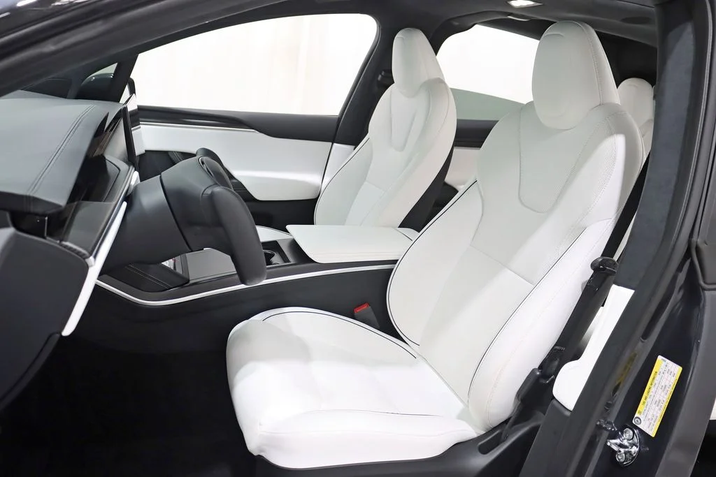 Used 2024 Black Tesla Plaid image 28