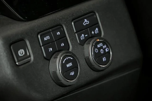 2023 Chevrolet Silverado 1500 RST - Photo 15