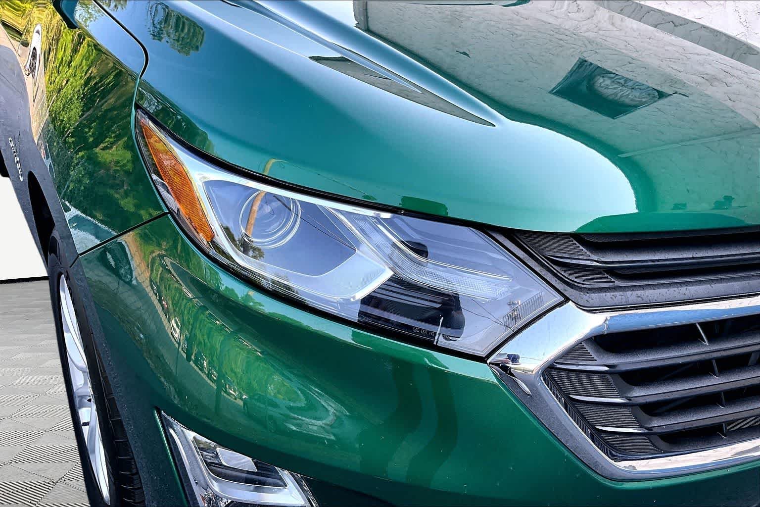 Used 2019 Ivy Metallic Chevrolet LT image 27
