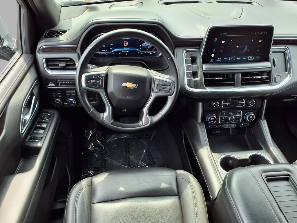 Used 2024 Gray Chevrolet LT image 4