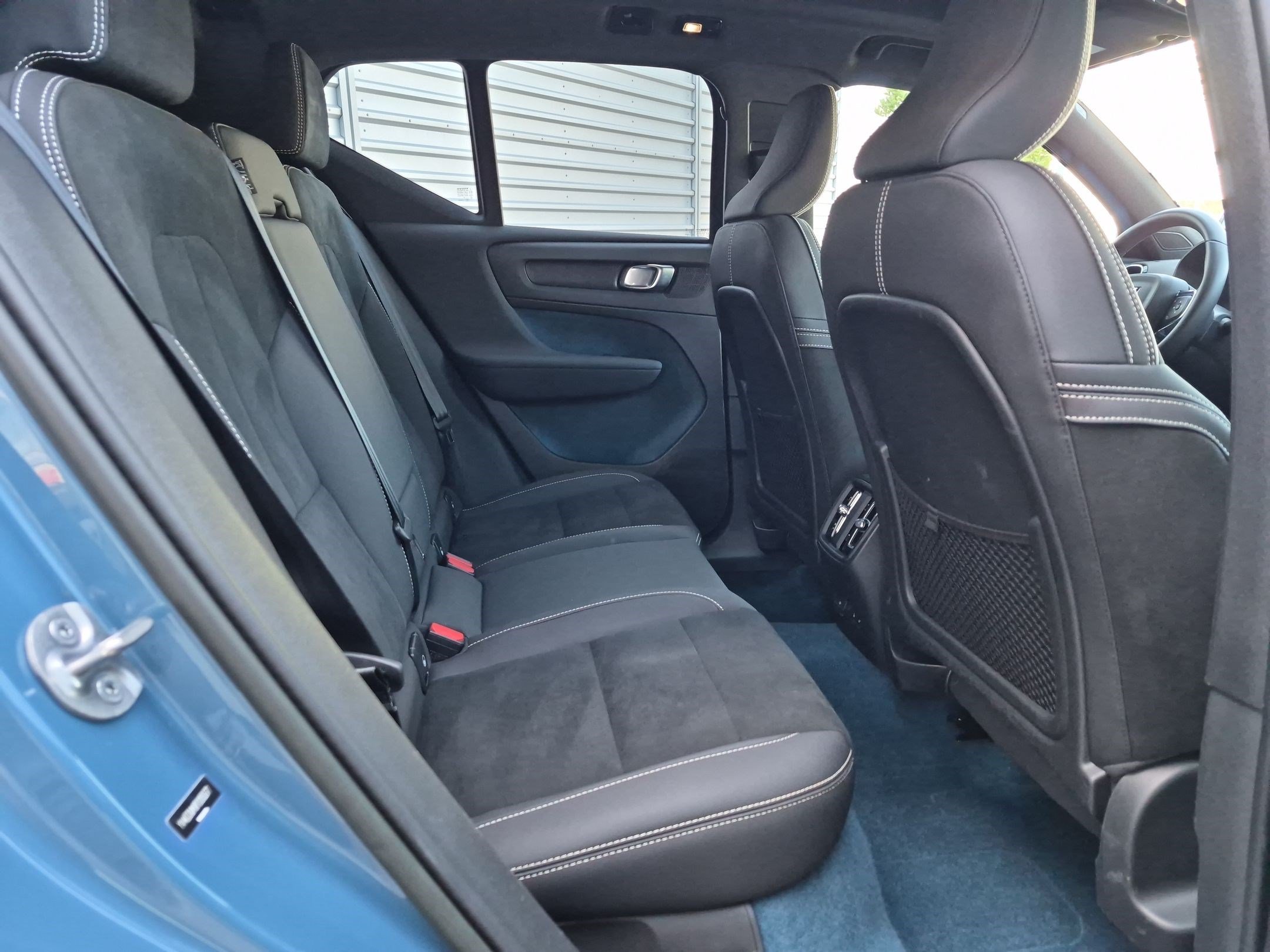 Certified Used 2023 Fjord Blue Volvo Ultimate image 28
