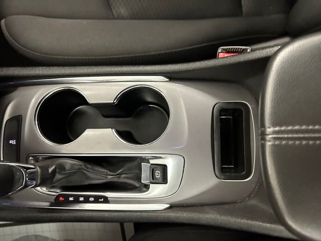 Used 2023 White Chevrolet LT image 23