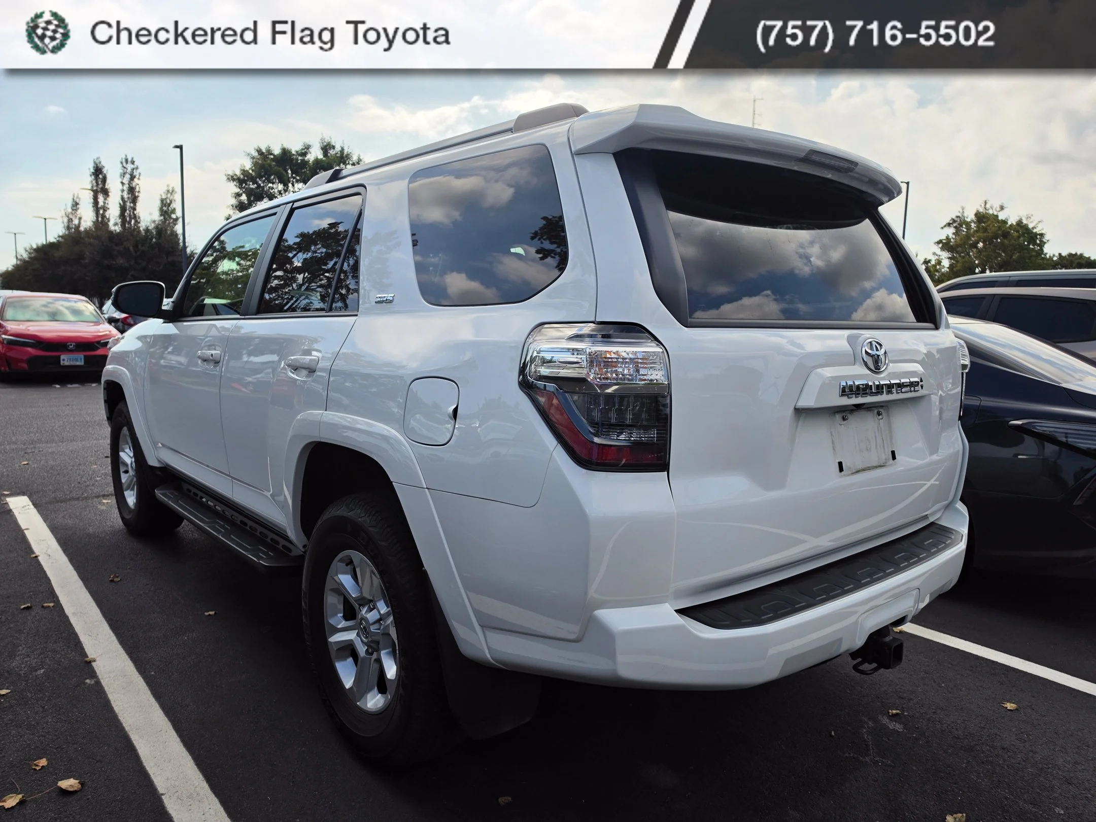 Used 2024 Ice Cap Toyota SR5 Premium image 4