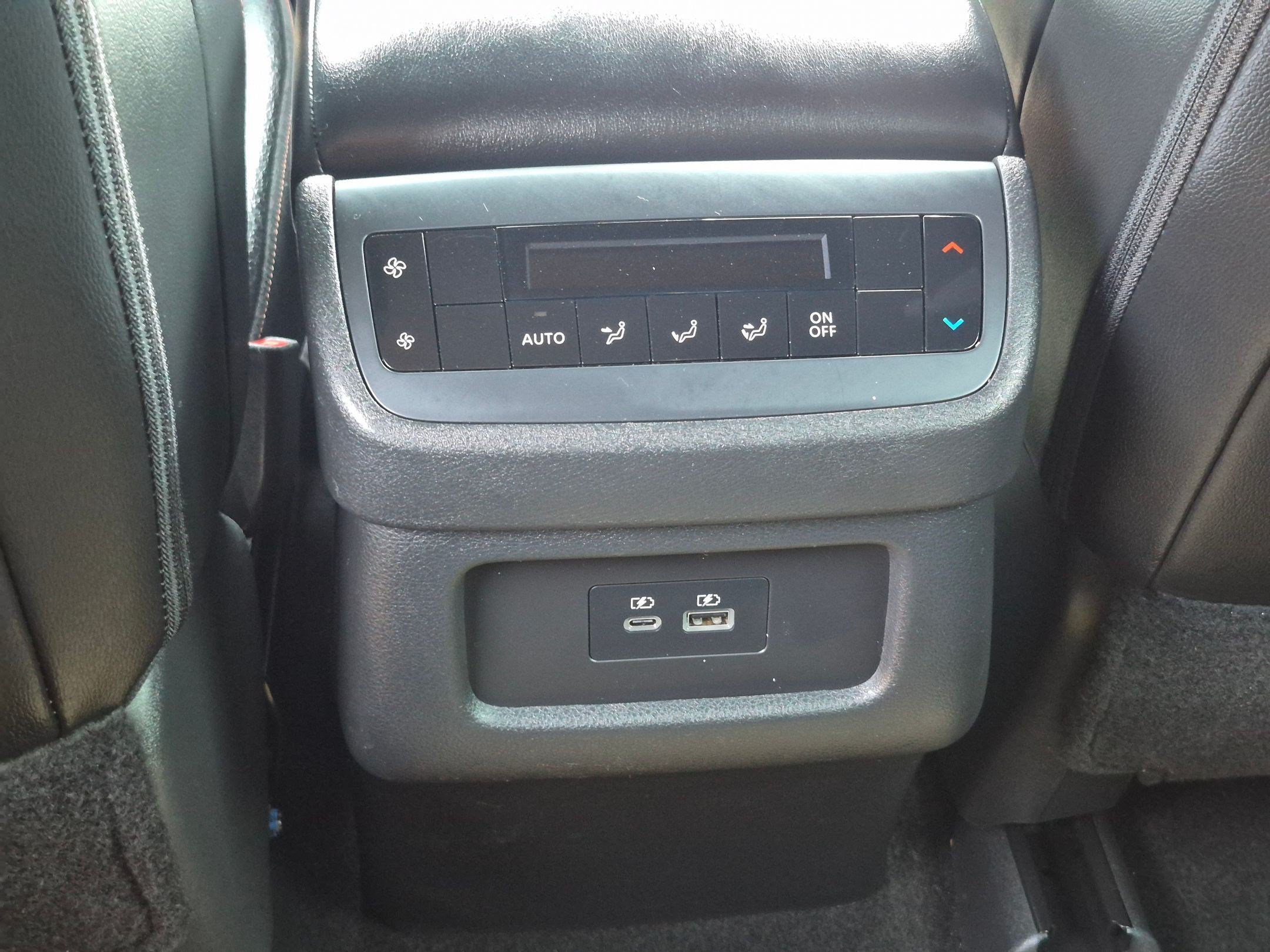 Used 2024 Scarlet Ember Nissan Rock Creek image 24