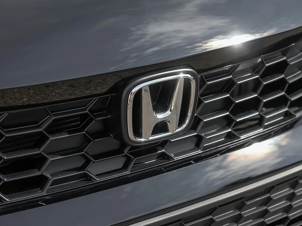 New 2026 Crystal Black Pearl Honda LX Reliable,refined,and ready for anything. image 8
