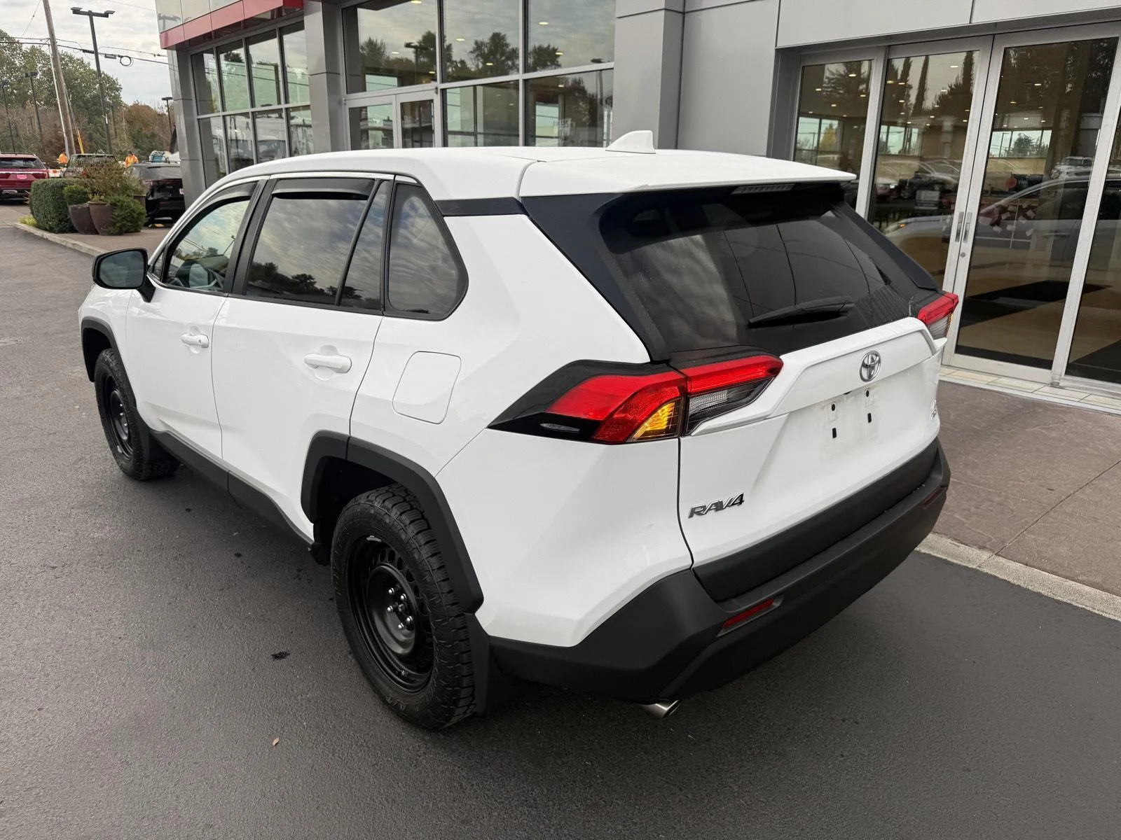 Used 2024 Ice Cap Toyota LE image 3