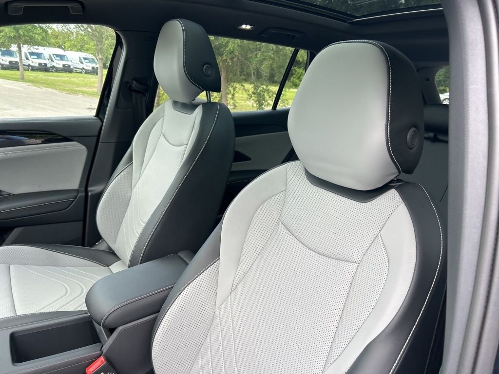 New 2026 Black Volkswagen 2.0T SE R-Line Black image 22