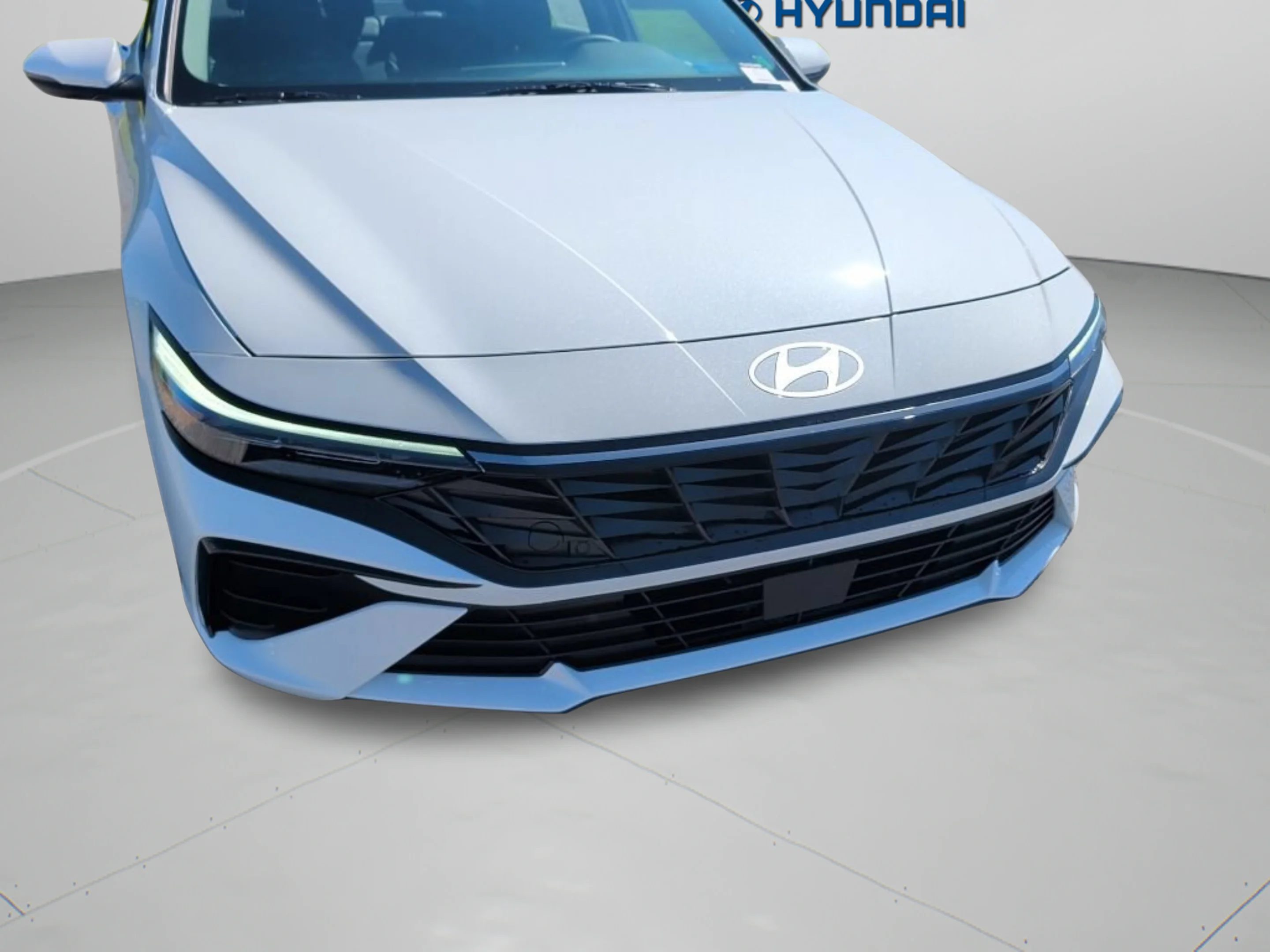 Used 2026 Serenity White Hyundai Limited image 27