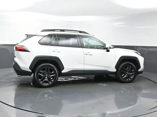 Used 2022 White Toyota Adventure image 8