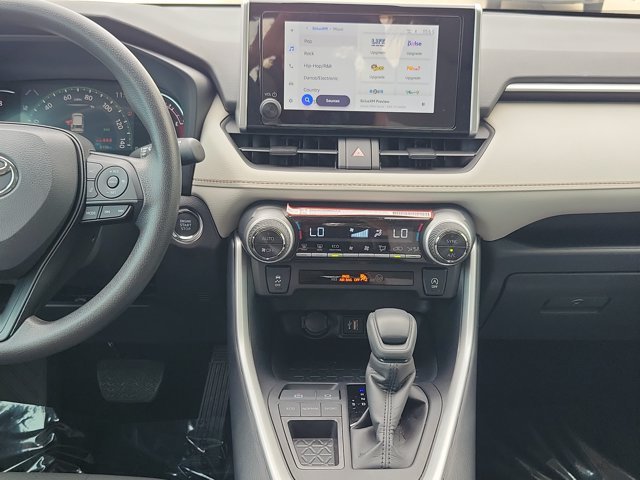 Used 2025 Silver Sky Metallic Toyota XLE image 18