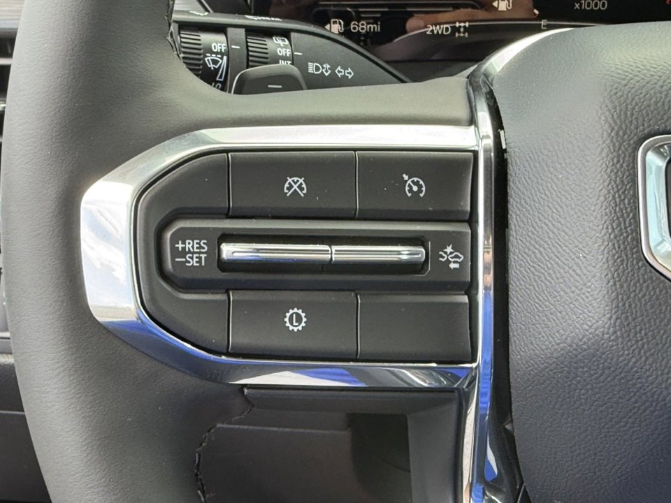 2026 GMC ACADIA - Image 19