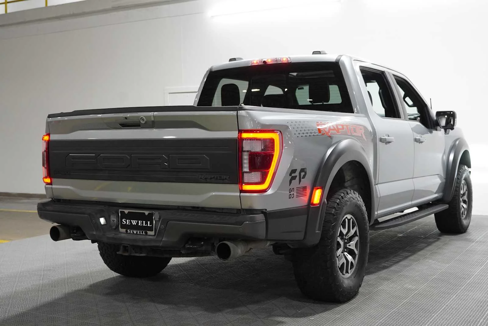 Used 2023 Iconic Silver Metallic Ford Raptor image 4