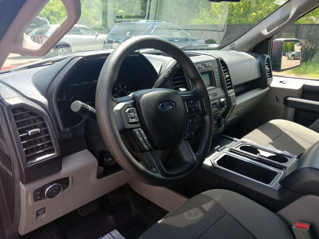 Used 2016 Race Red Ford XL image 14