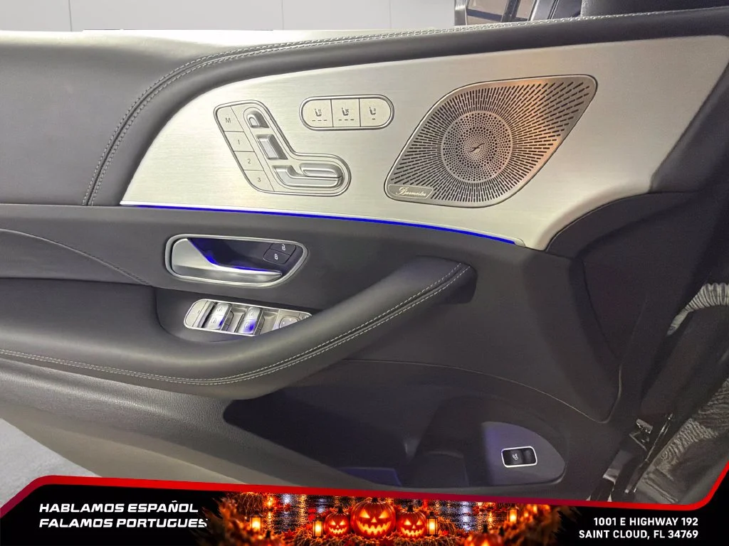 Used 2023 Black Mercedes-Benz S 4MATIC® image 28