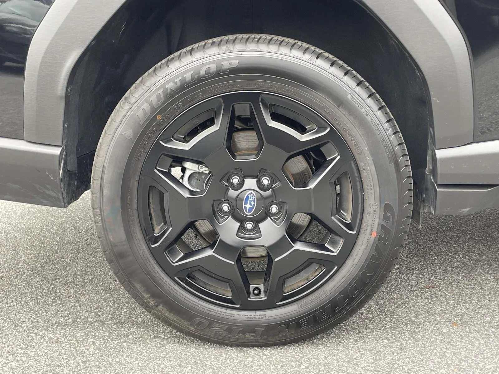 Used 2026 Crystal Black Silica Subaru Limited image 32