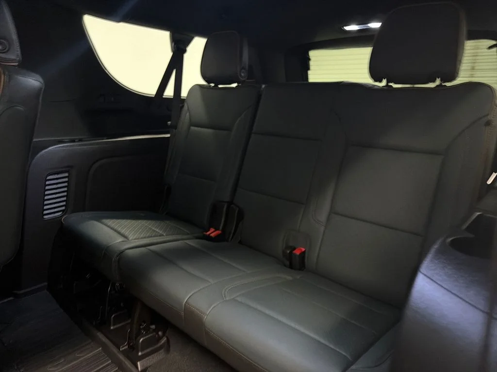 Used 2026 White GMC AT4 image 14
