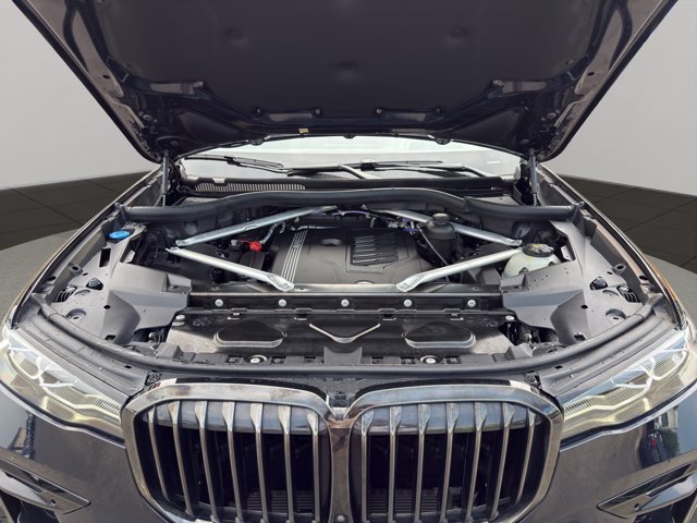 Used 2022 Carbon Black Metallic BMW xDrive40i image 22