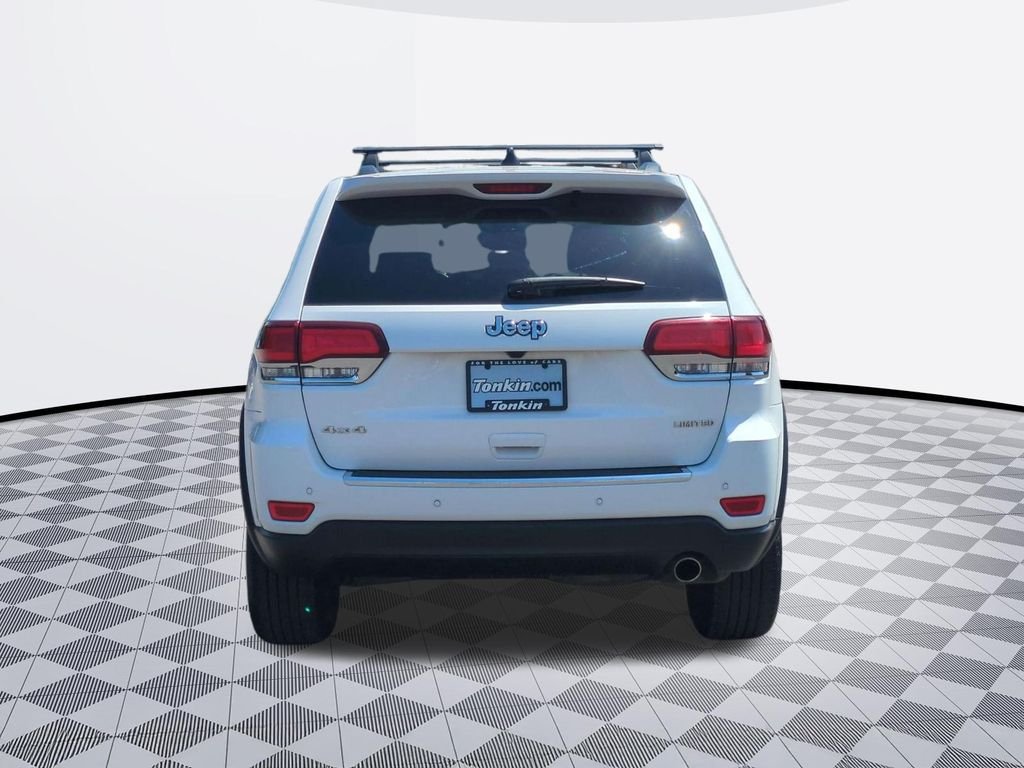 Used 2020 Bright White Clearcoat Jeep Limited image 4