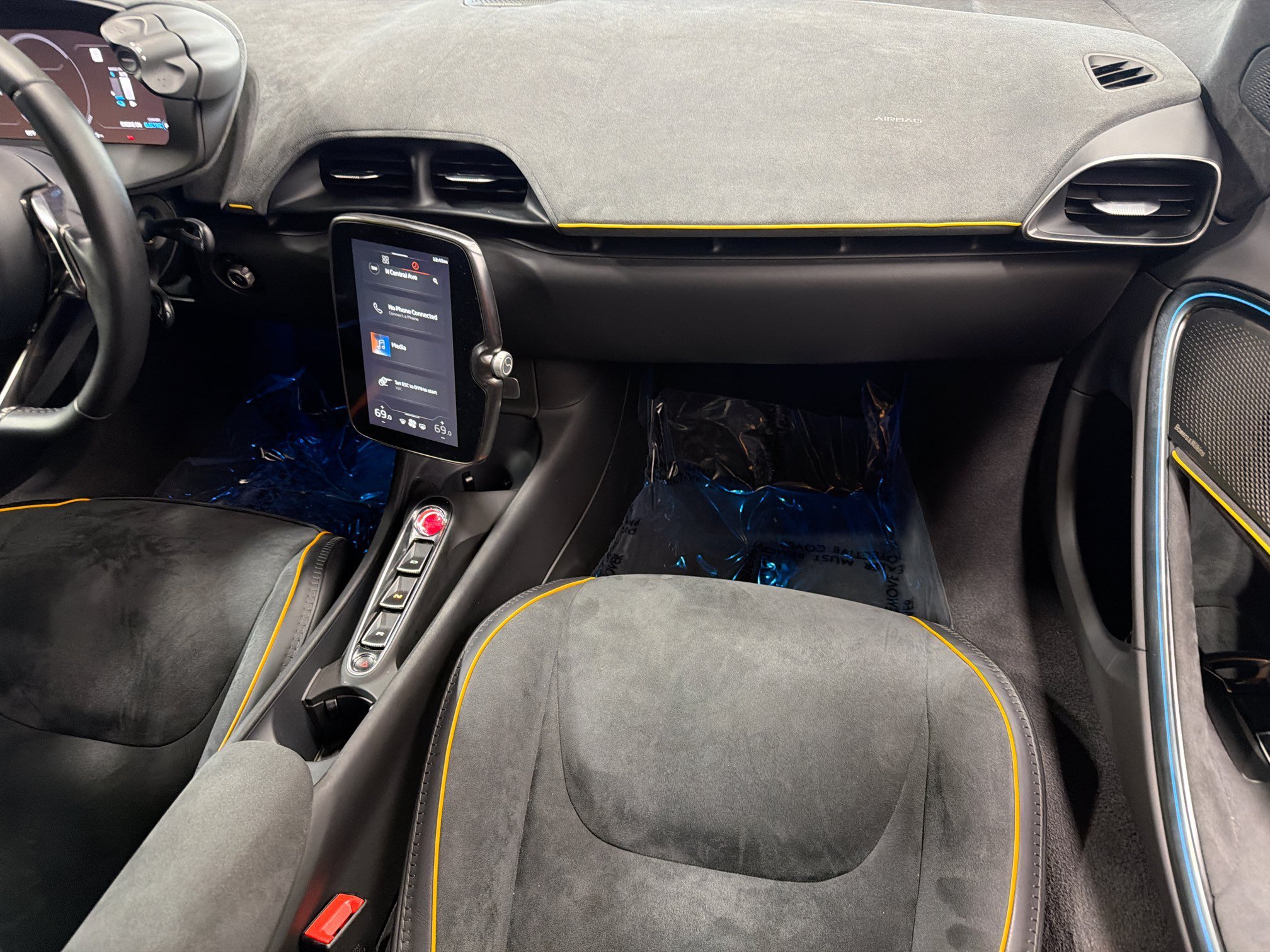 Used 2023 Ludus Blue McLaren Performance image 17