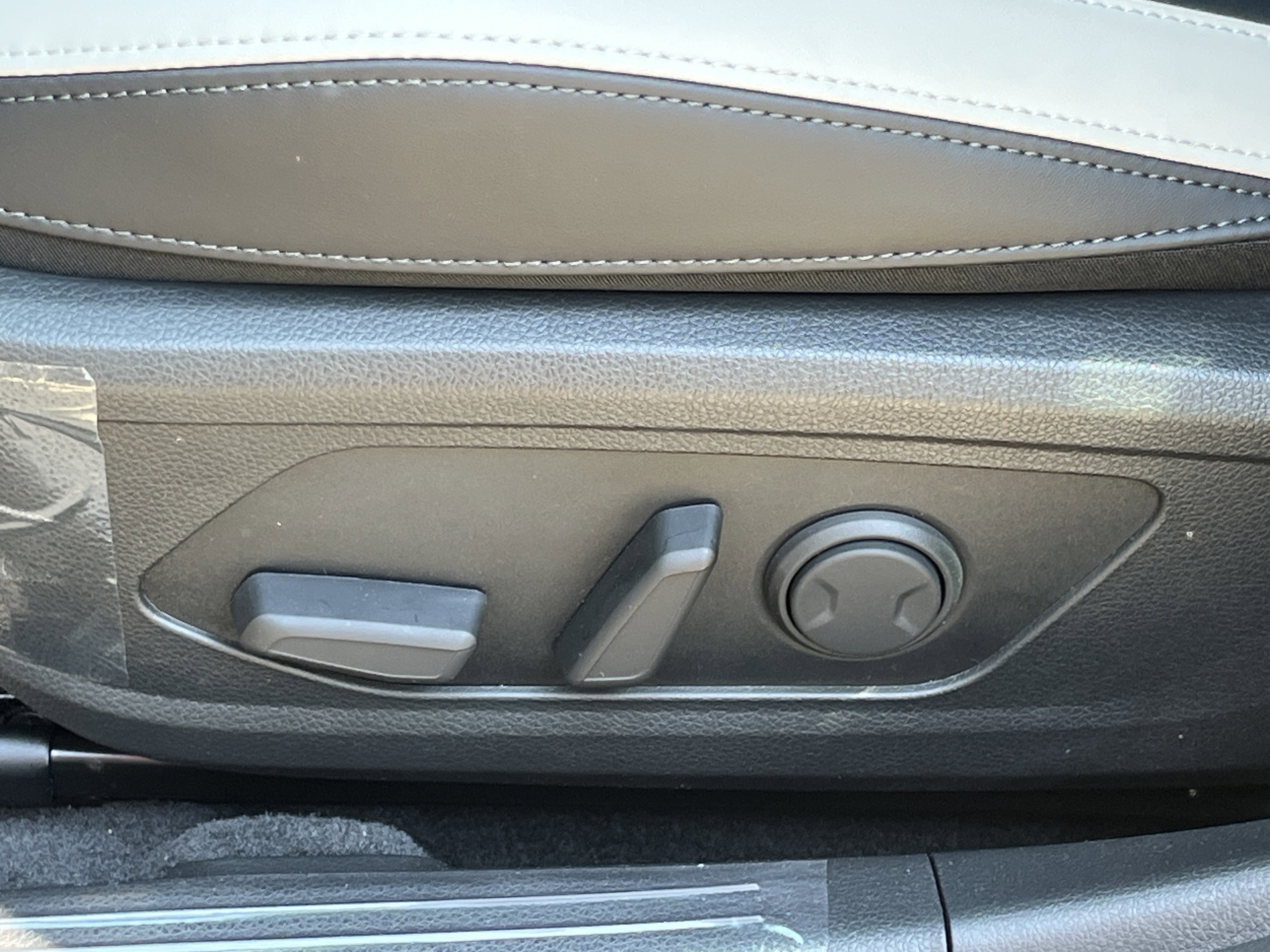 New 2026 Aurora Black Pearl Kia GT-Line FWD image 17