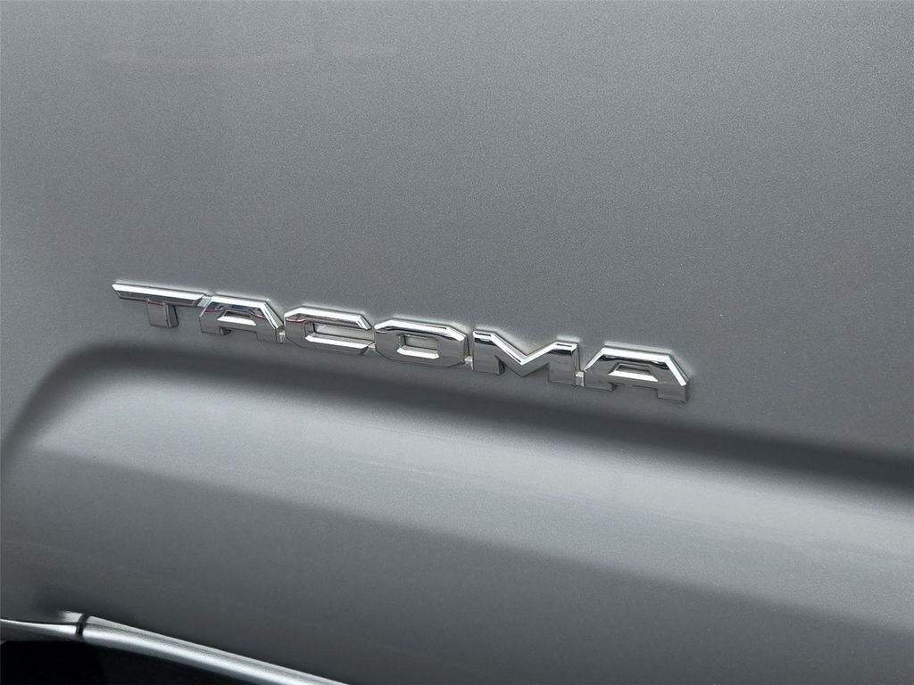 2022 Toyota Tacoma SR5 - Photo 20