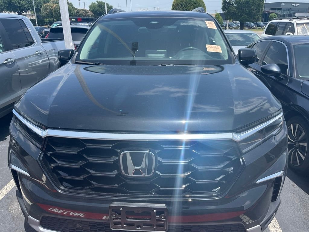 Certified Used 2025 Crystal Black Pearl Honda Touring image 2