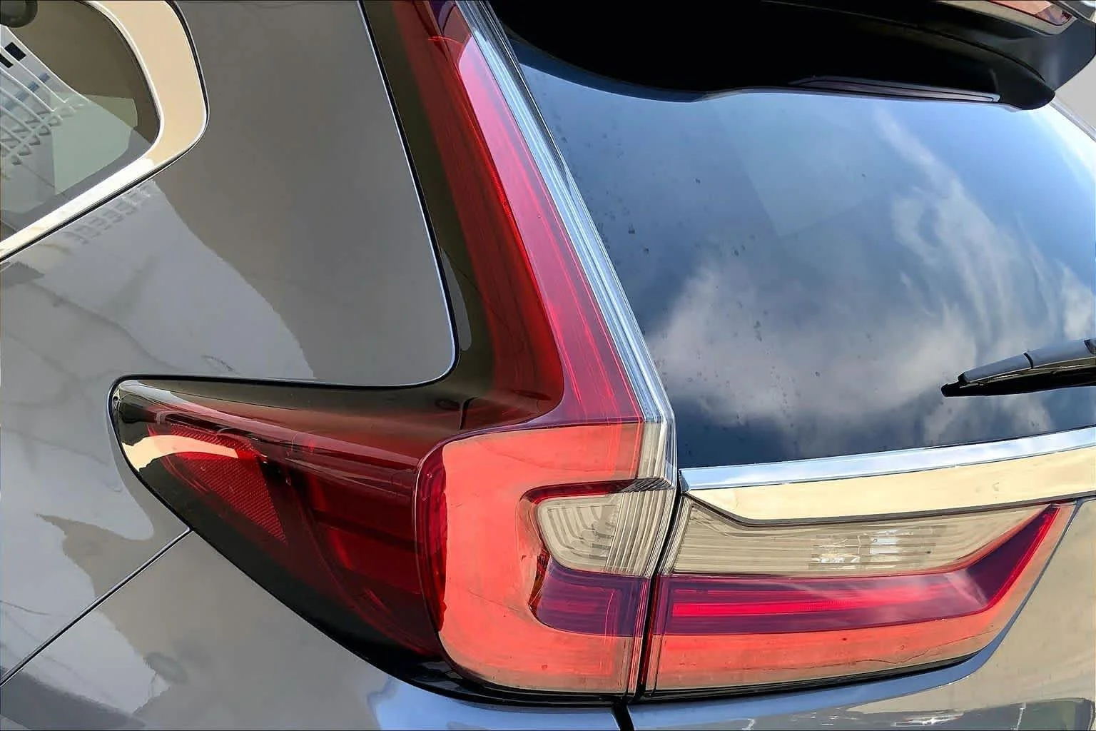 Used 2022 Modern Steel Metallic Honda EX image 28