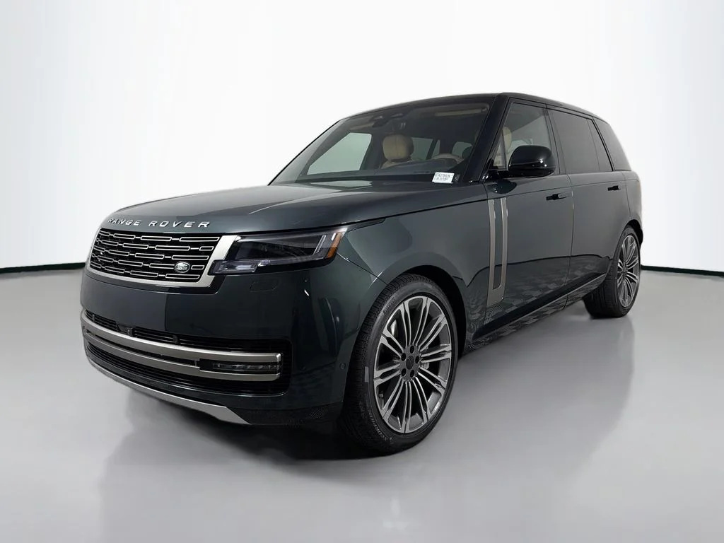 New 2026 Belgravia Green Land Rover SE LWB 7-Seats / V8 image 1