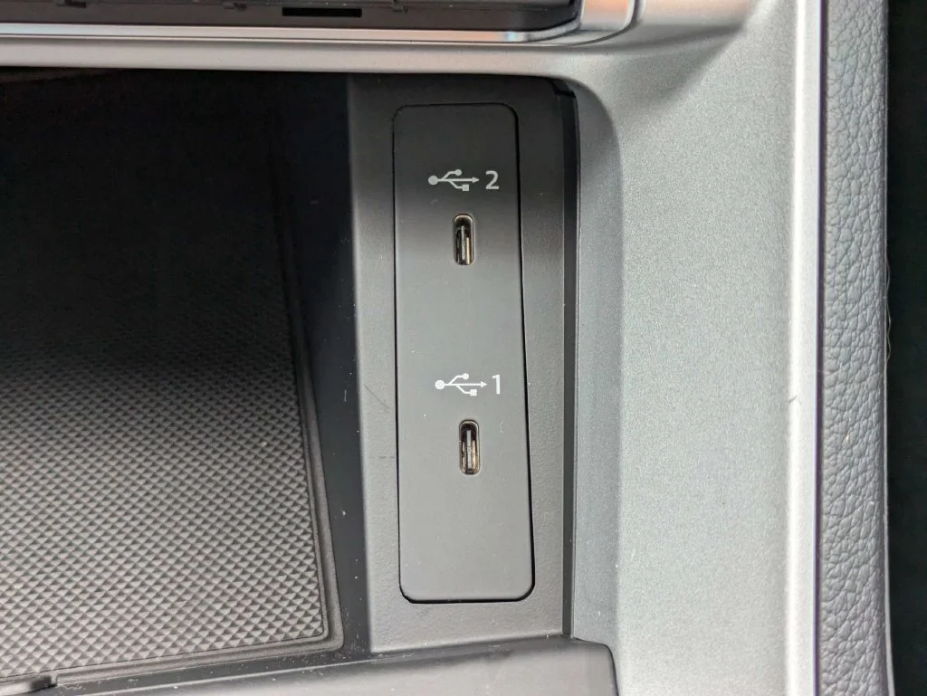 Used 2022  Audi Premium image 24