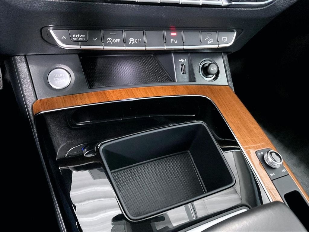 Used 2023 Silver Audi 40 Premium image 27