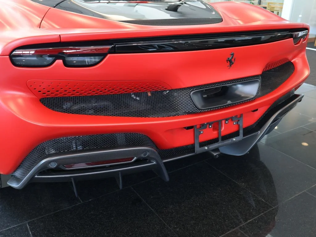 Used 2024 Rosso Ferrari F1-75 OPACO Ferrari  image 7