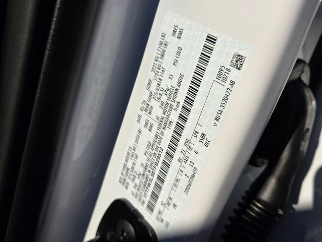 New 2026 Oxford White Ford XLT image 18