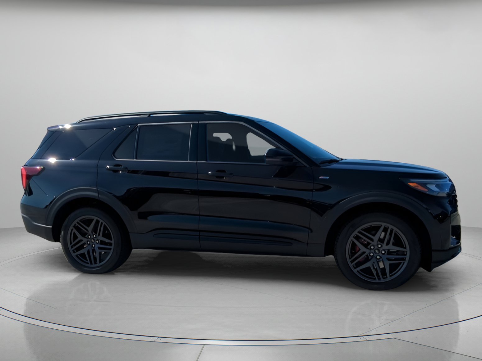 New 2026 Agate Black Metallic Ford ST-Line image 29