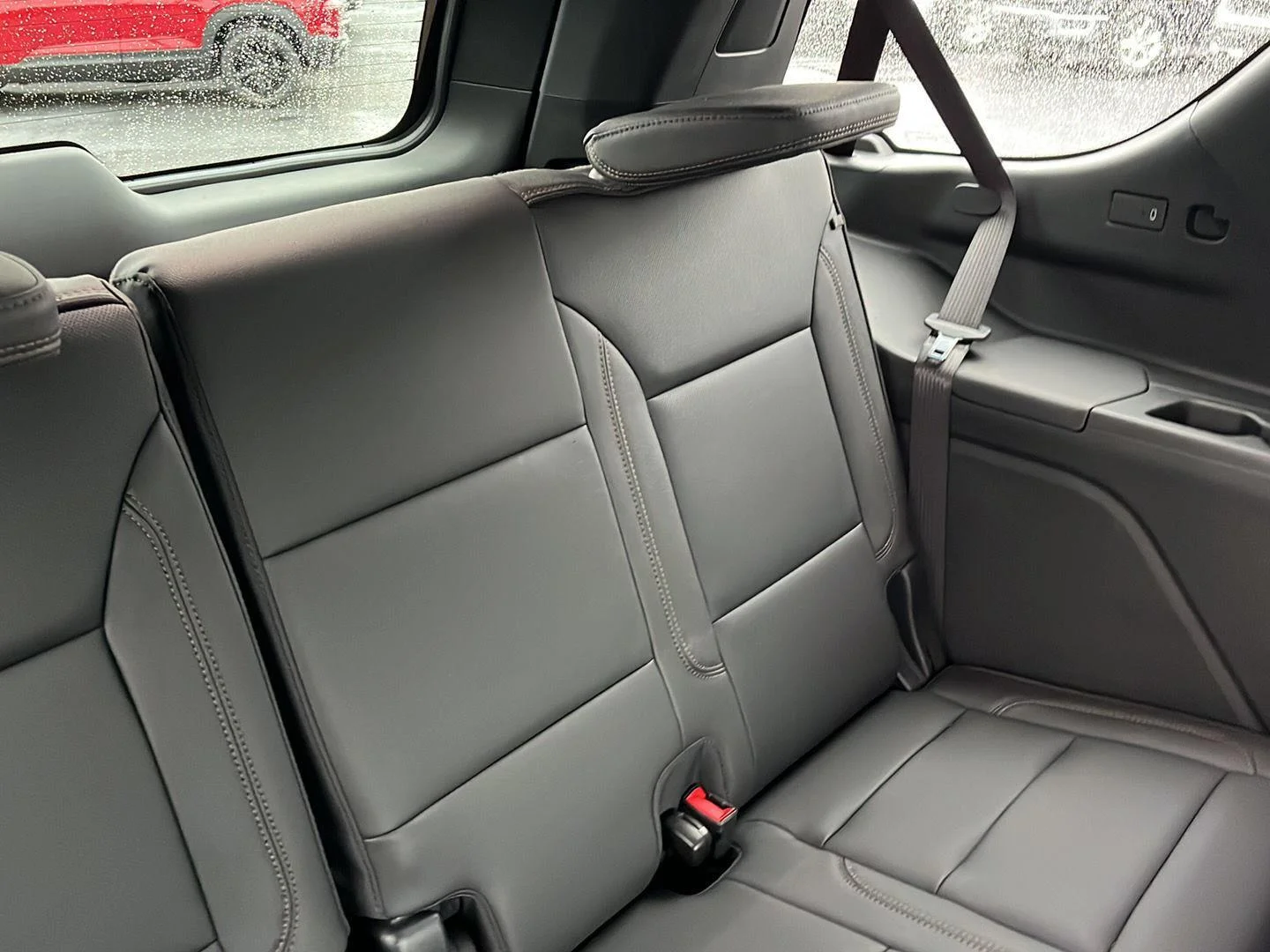 Used 2026 Polar White Tricoat Chevrolet High Country image 40