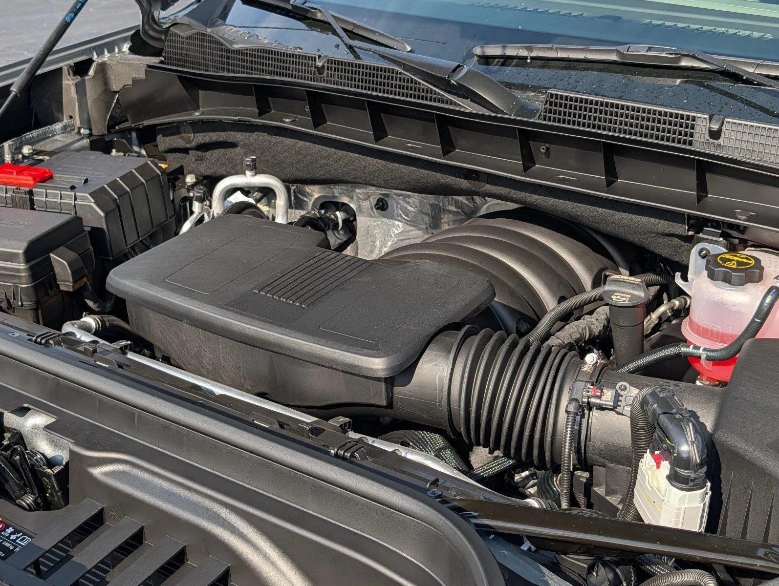 New 2026 Sterling Metallic GMC SLT image 40