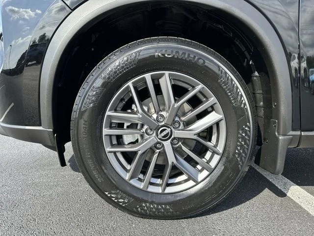 Used 2025 Black Nissan S image 16